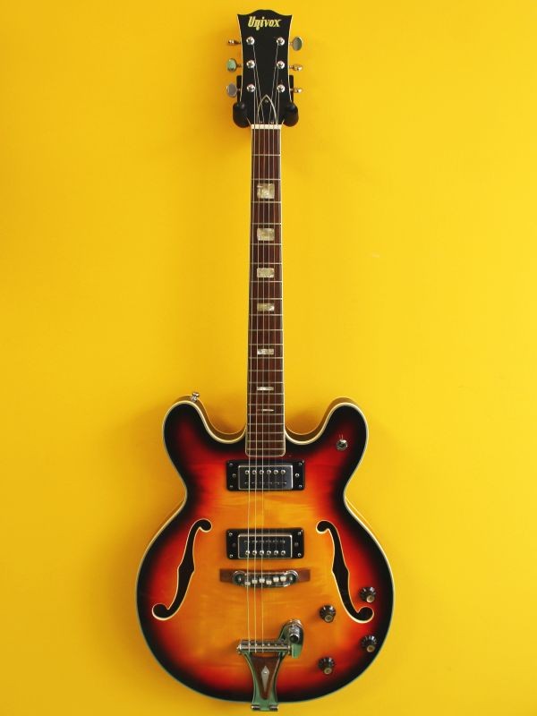 Univox Coily U1825 Hollowbody Electric Guitar